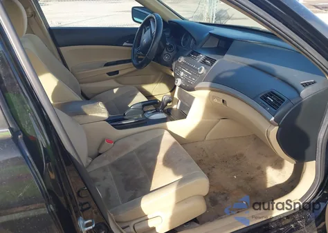 2011 Honda Accord 2.4 Lx-P z USA, uszkodzony, nr VIN 1HGCP2F47BA037415